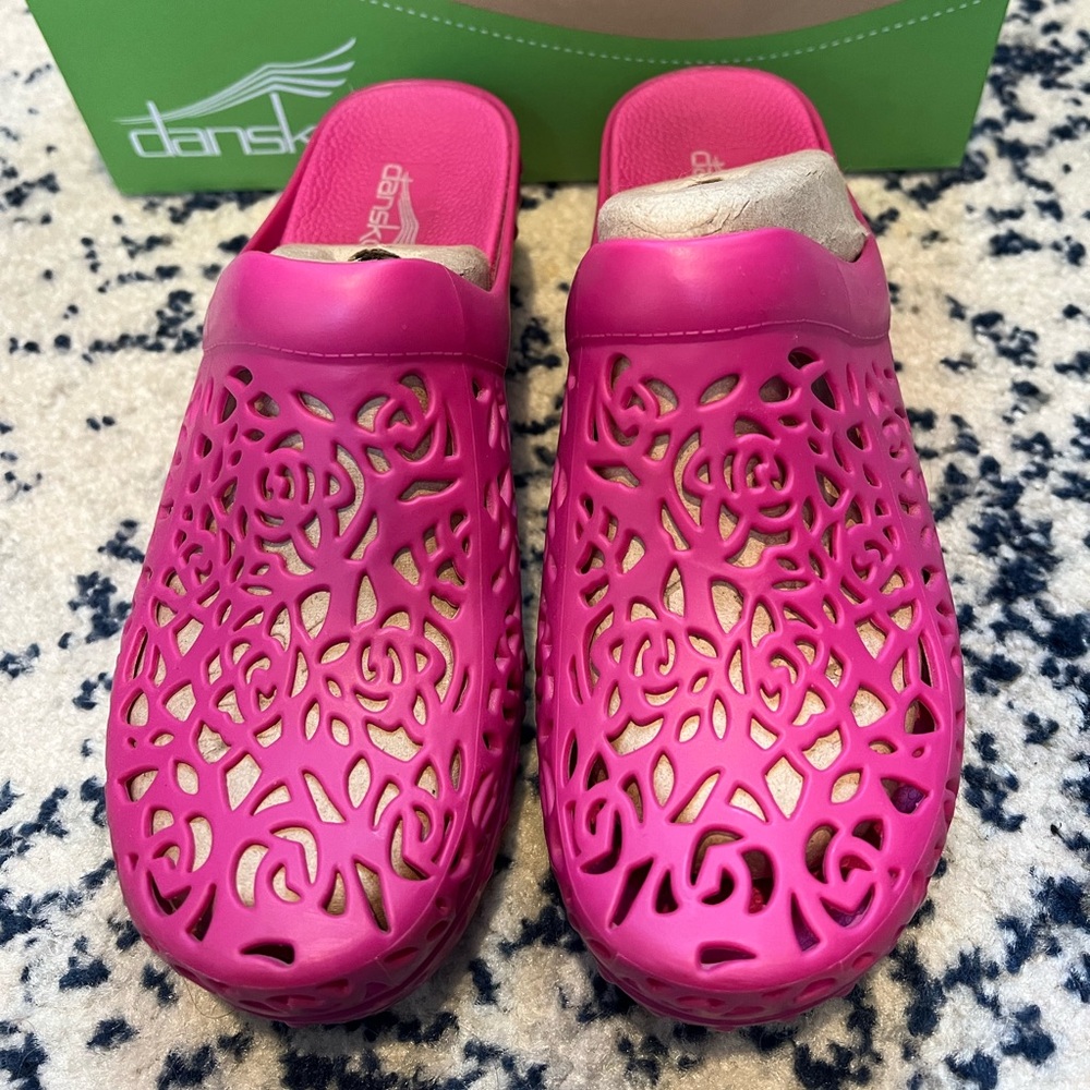 Dansko Pippa Clogs Eu 39 Women Chunky Shoes Molded Comfort Jelly Mule